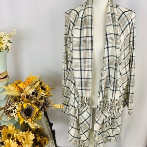 BillaBong White Cardigan size Small